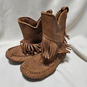 Fringed Brown Ankle Boots